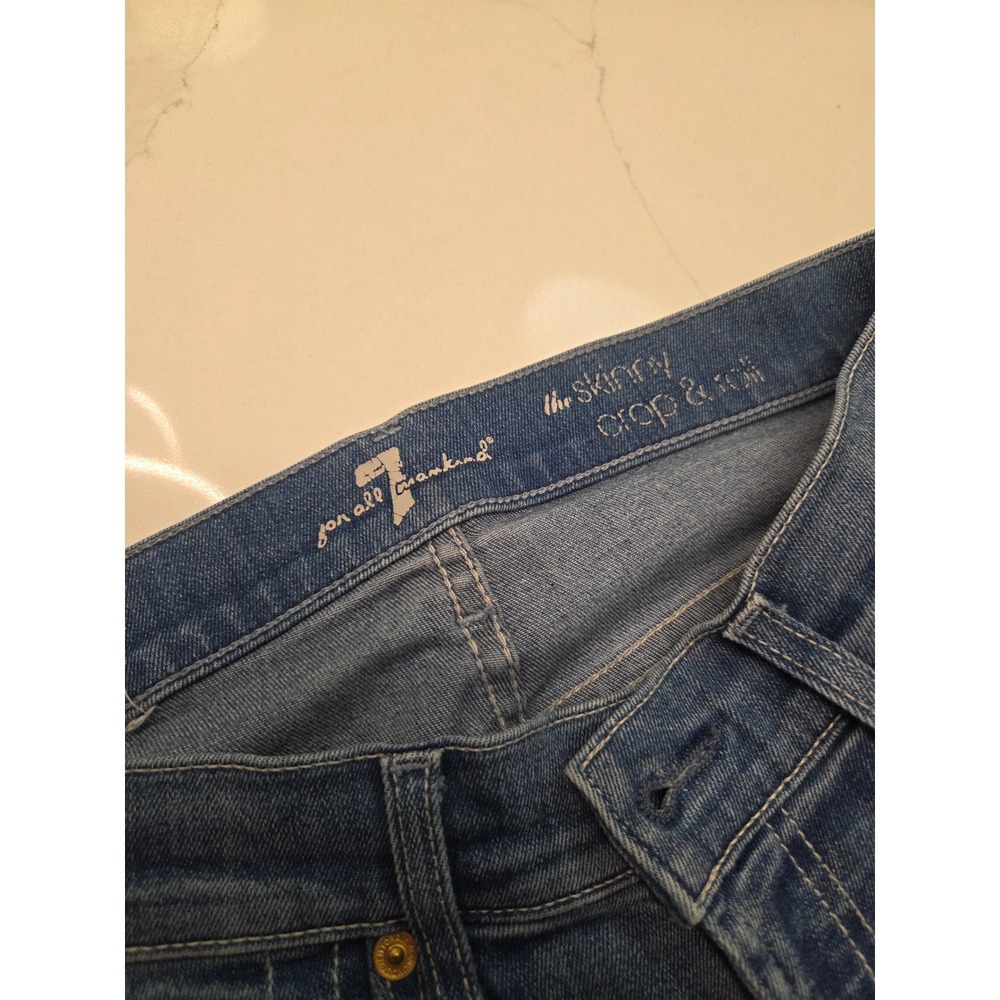 7 For All Mankind The Skinny Crop & Roll Medium Wash Stretch Jeans Size 25 - Picture 6 of 10